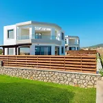 Villa Olga Luxury Front Villas
